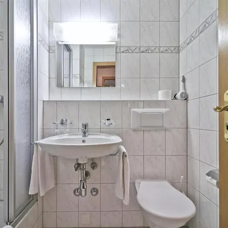 Vacation For 6 In Les Naturelles Apartment *
